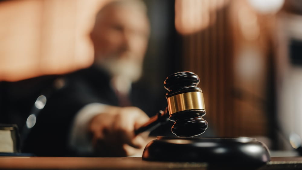 what happens at the first divorce court hearing
